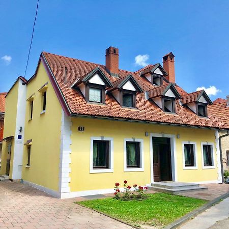 Two Story Studio Apartment Goranka Karlovac Exterior foto